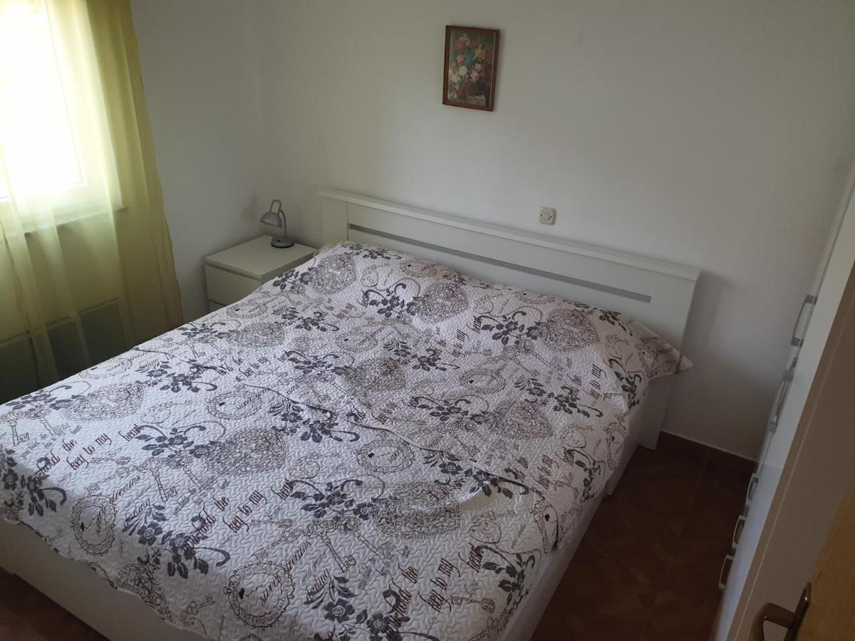 Apartments Miletic J-I Vodice Exterior photo